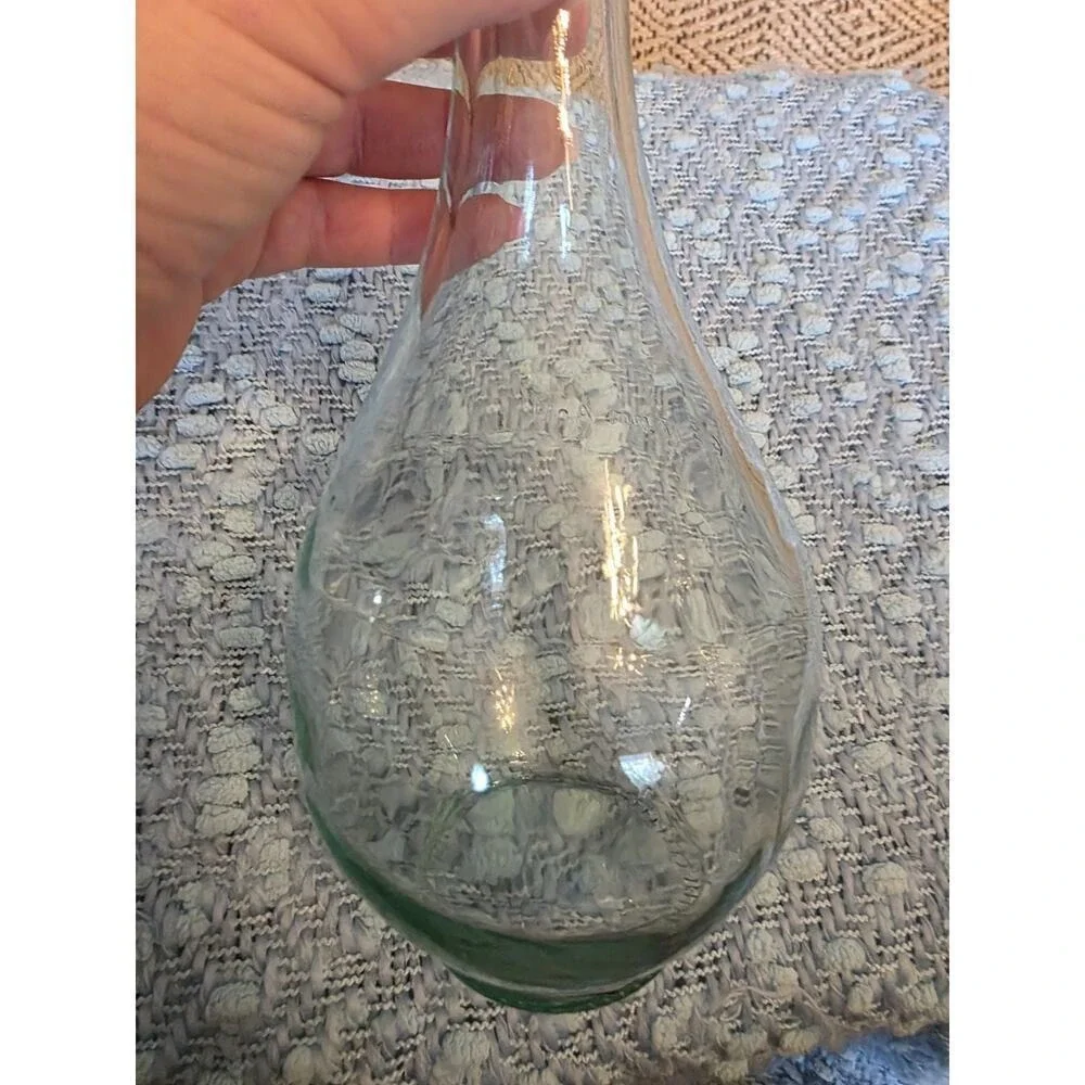 Vintage Clear Glass Bottle Vase 750 ml Embossed Decorative Carafe‎ E2